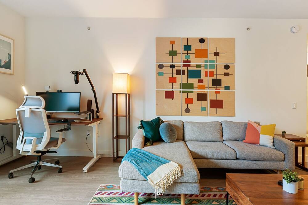 Photo of Livingroom in Downtown San Francisco