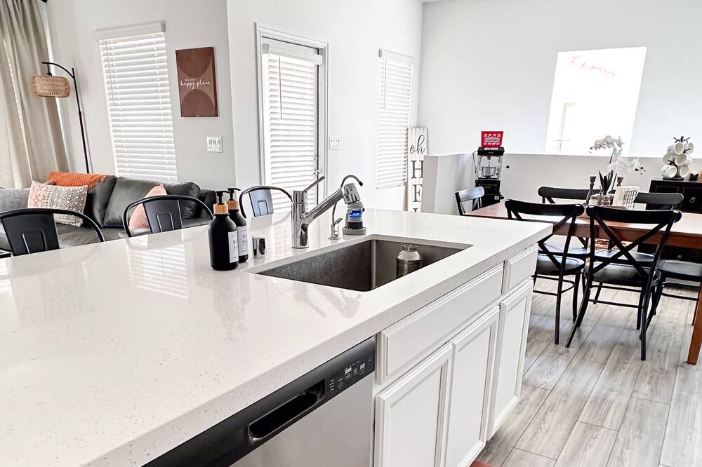 Photo of Kitchen in North Las Vegas