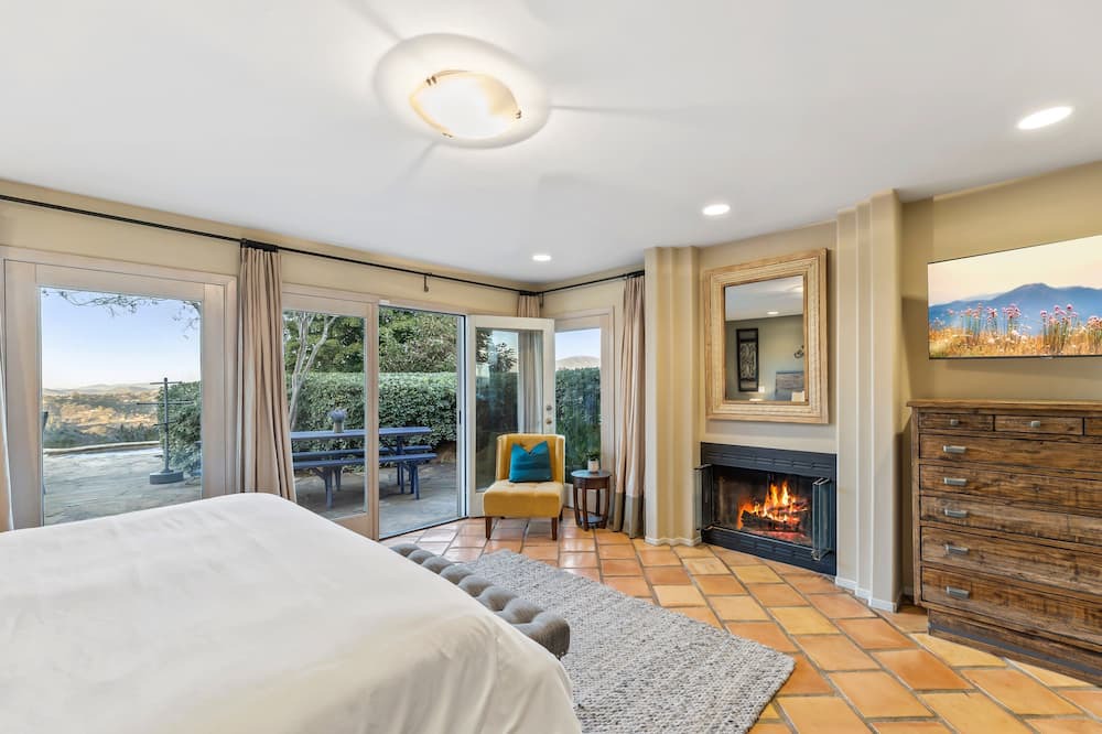 Photo of Bedroom in Valley Center
