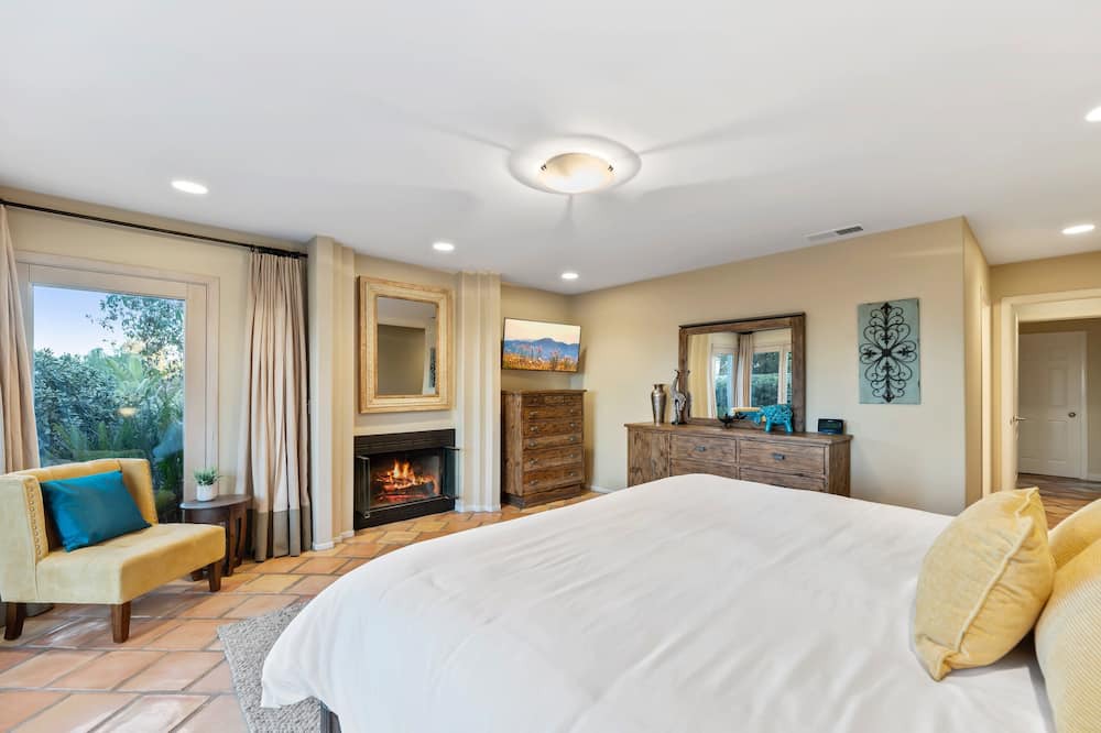 Photo of Bedroom in Valley Center