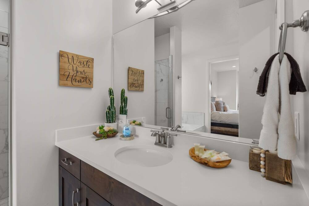 Photo of Bathroom in Sienna Hills