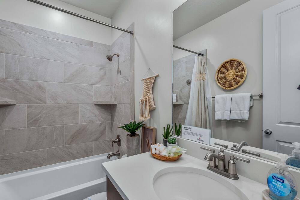 Photo of Bathroom in Sienna Hills