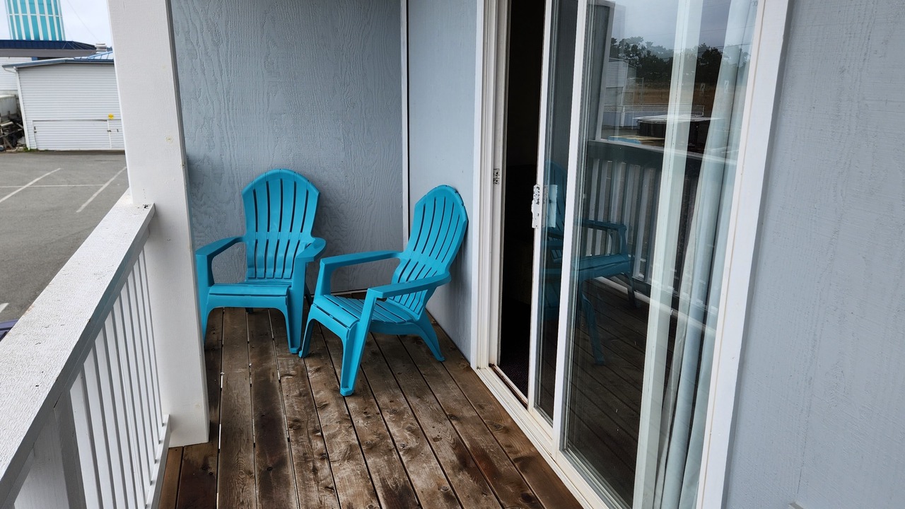 Photo of Patio Balcony in Crescent City