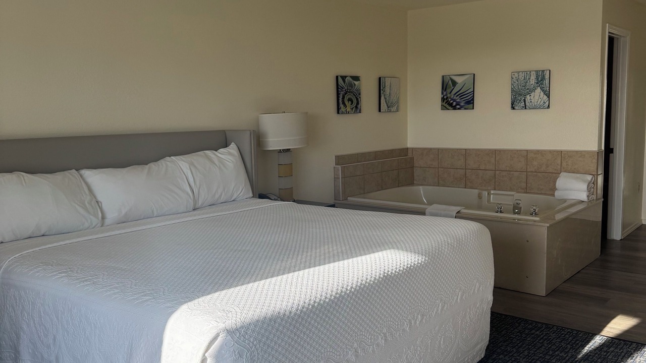Photo of Bedroom in Crescent City