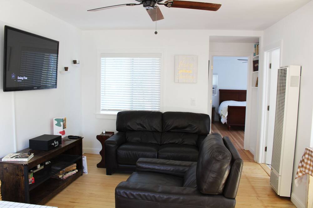 Photo of Livingroom in Middletown