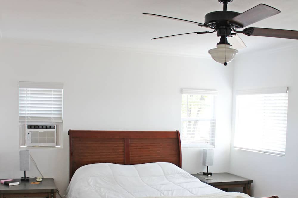 Photo of Bedroom in Middletown
