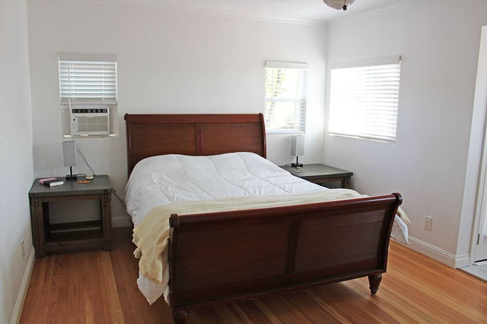 Photo of Bedroom in Middletown
