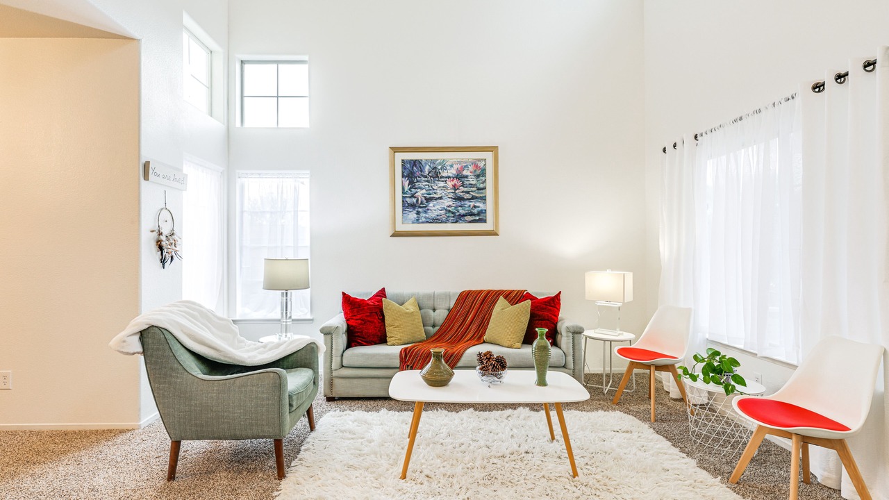 Photo of Livingroom in Los Banos