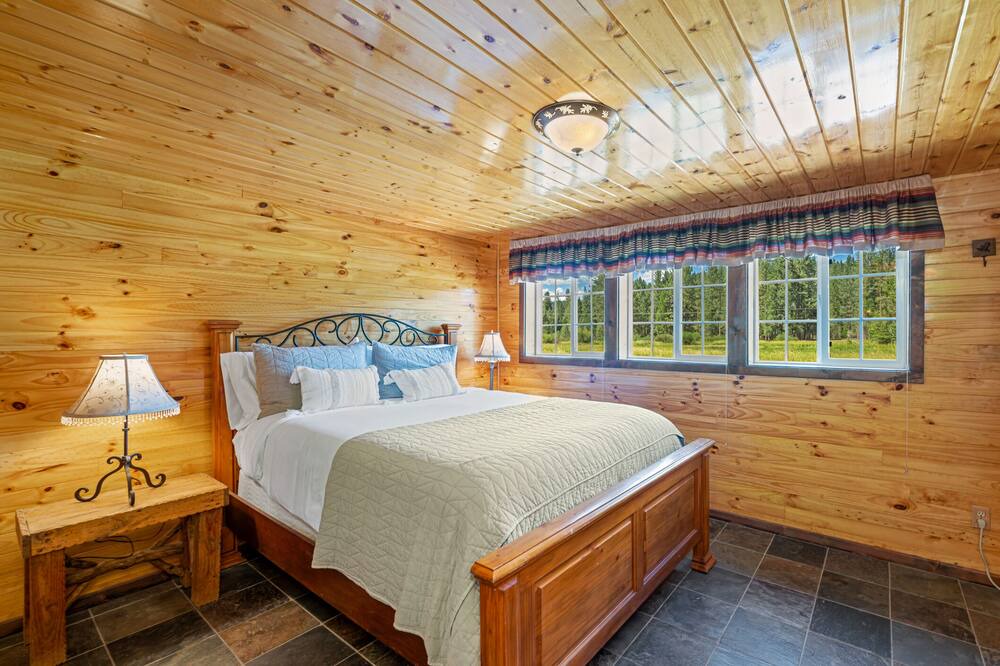 Photo of Bedroom in Blairsden-Graeagle