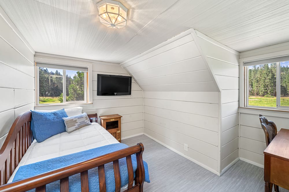 Photo of Bedroom in Blairsden-Graeagle