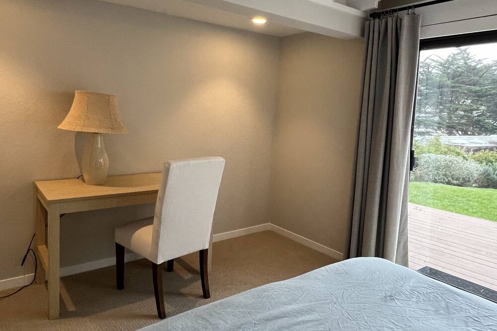 Photo of Bedroom in Muir Beach