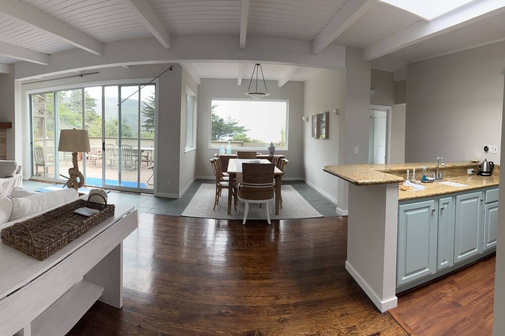 Photo of Kitchen in Muir Beach