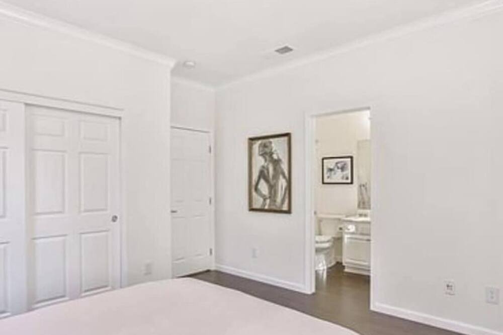 Photo of Bedroom in Silver Creek