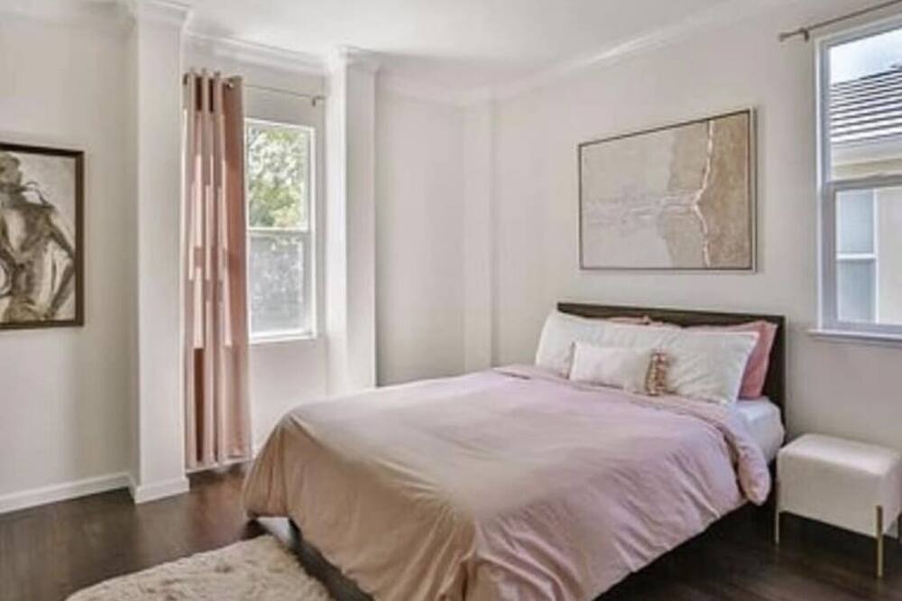 Photo of Bedroom in Silver Creek