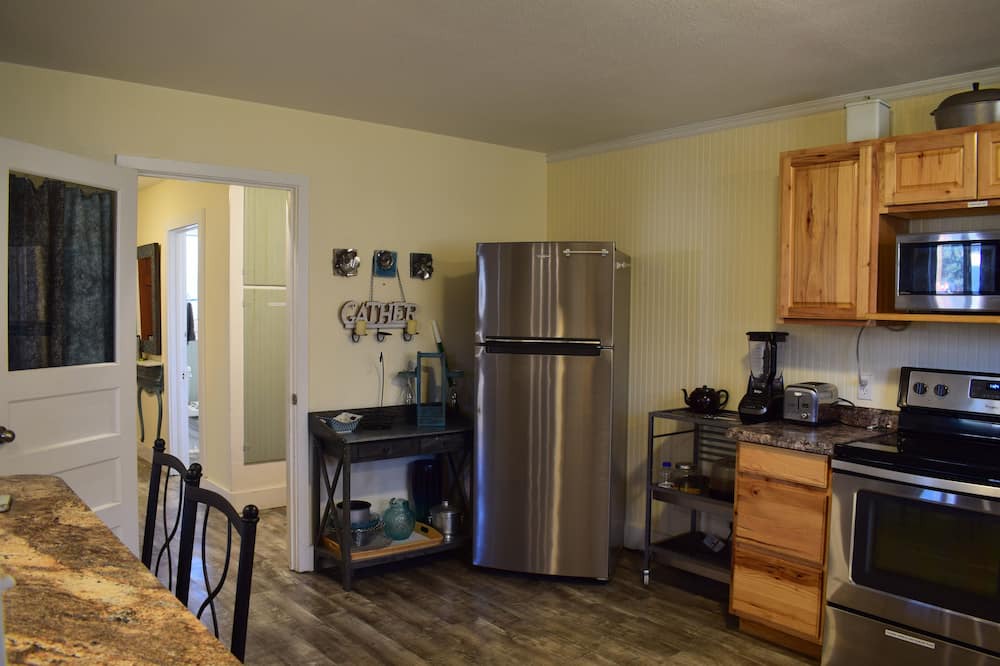 Photo of Kitchen in Weed