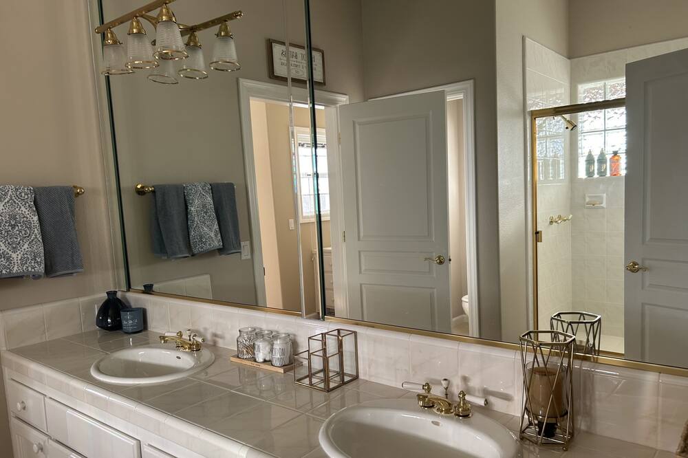 Photo of Bathroom in Penn Valley