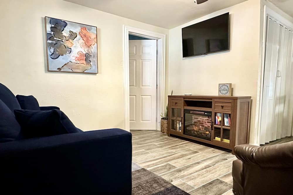 Photo of Livingroom in Raisin