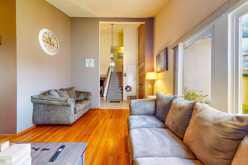 Photo of Livingroom in Elk Grove
