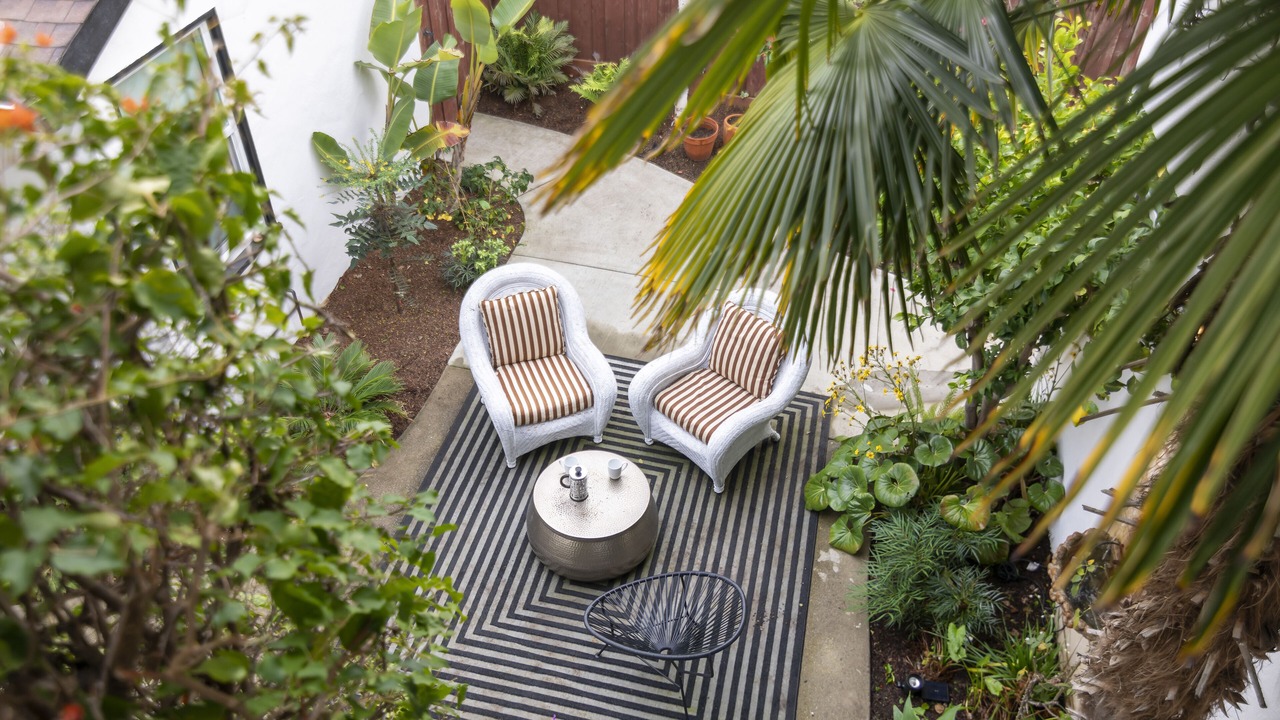 Photo of Outdoor in Burlingame