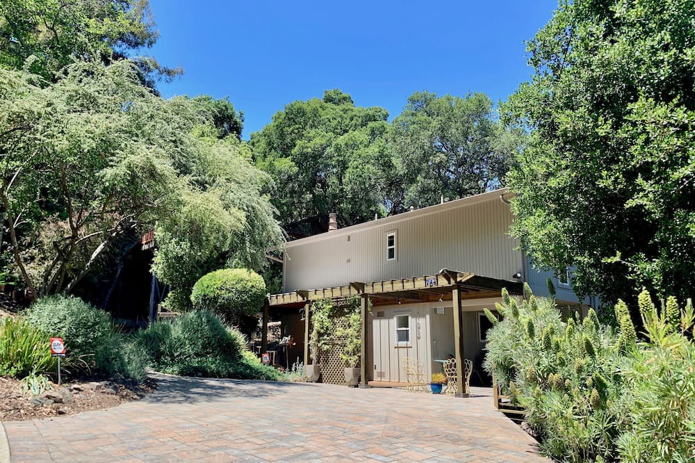 Photo of Outdoor in Claremont