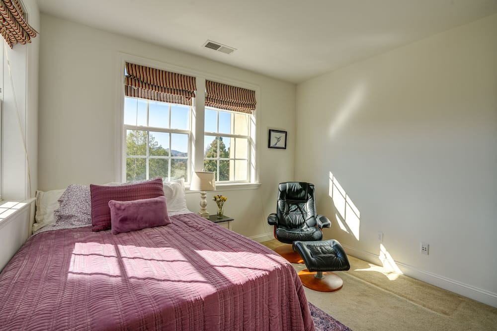 Photo of Bedroom in Novato