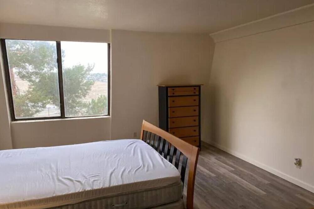 Photo of Bedroom in Northeast Reno