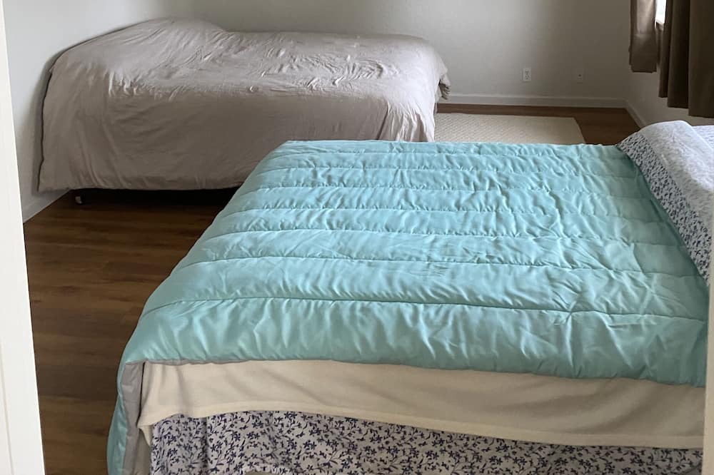 Photo of Bedroom in Eureka