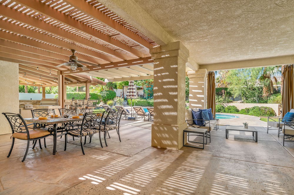 Photo of Outdoor in Magnesia Falls Cove