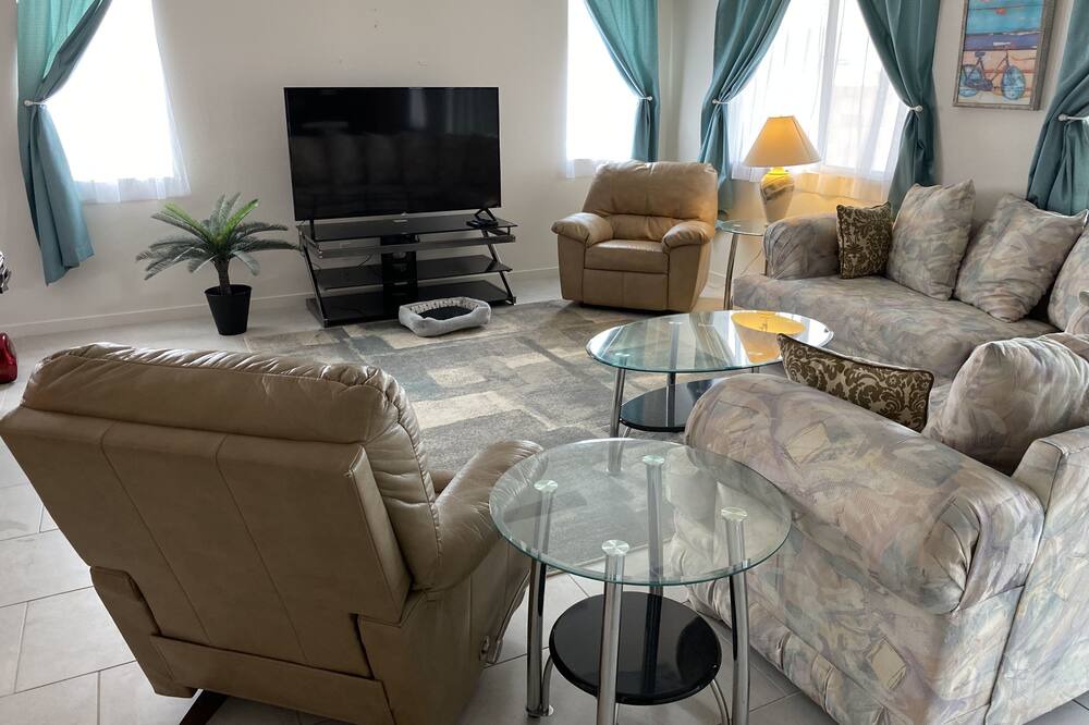 Photo of Livingroom in Pahrump