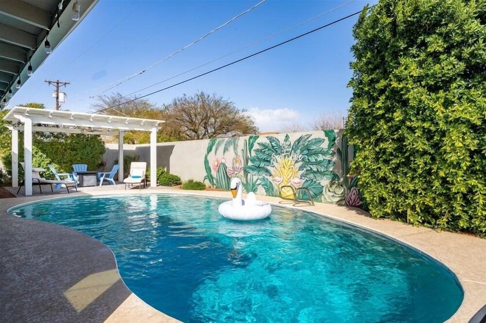 Photo of Outdoor in Scottsdale Estates Nine