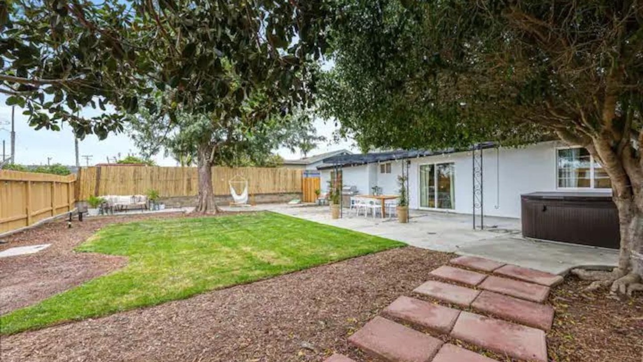 Photo of Outdoor in Loma Alta