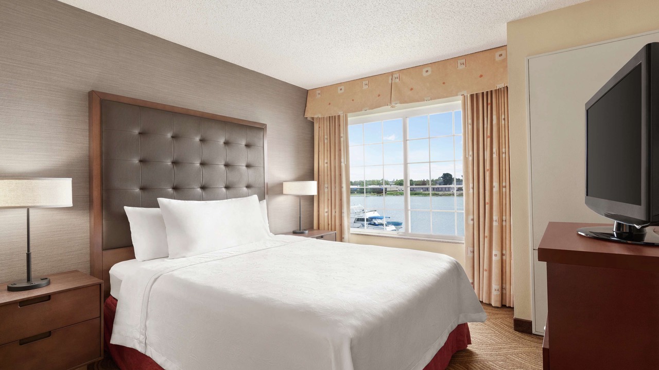 Photo of Bedroom in East Peralta