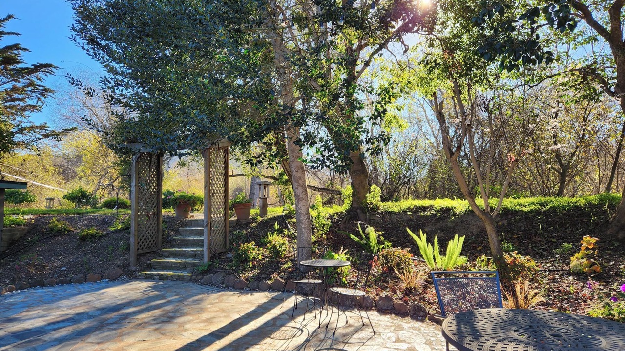 Photo of Outdoor in Mission Fields