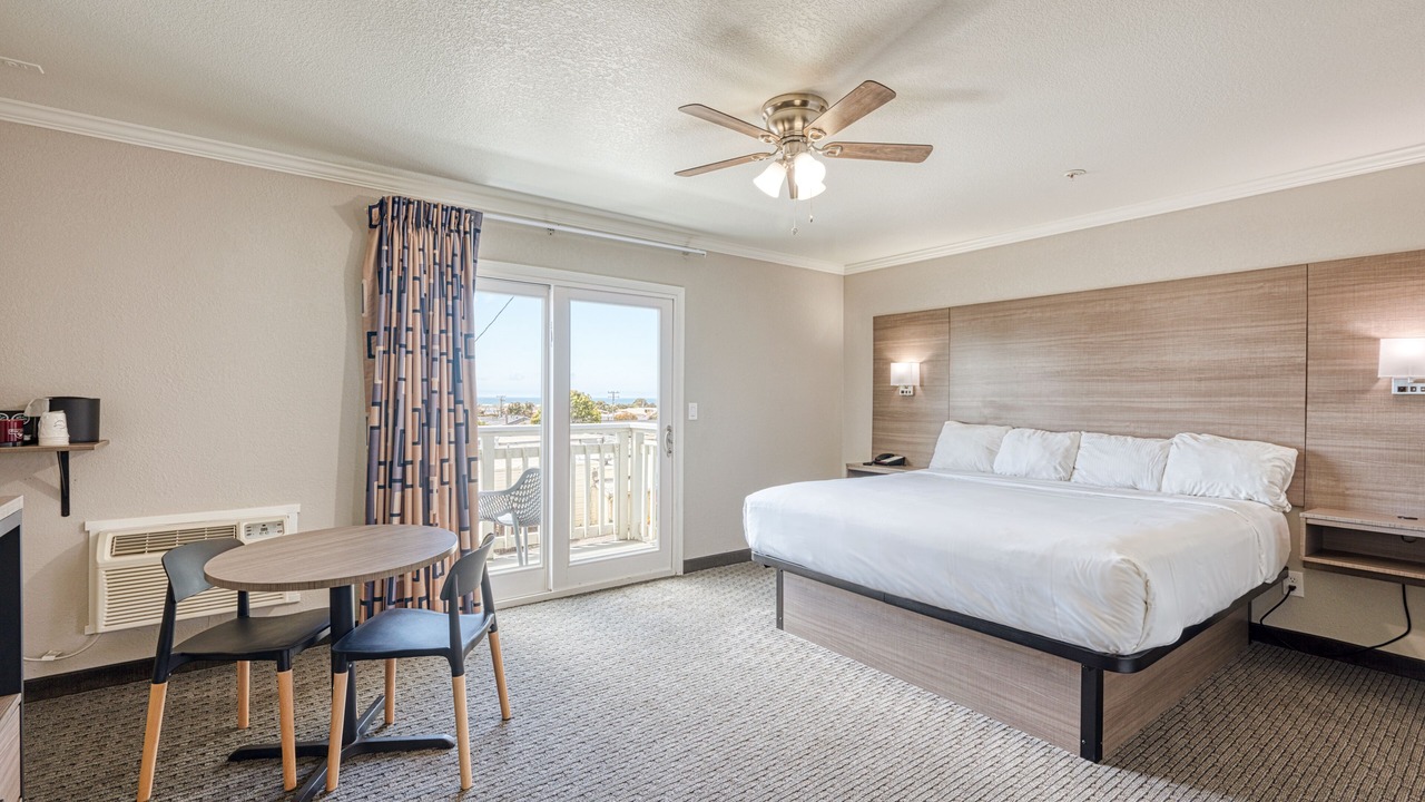 Photo of Bedroom in Morro Bay