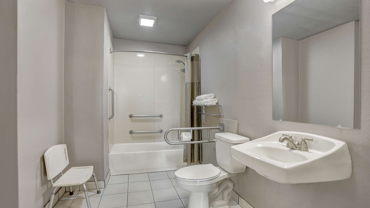 Photo of Bathroom in Lodi
