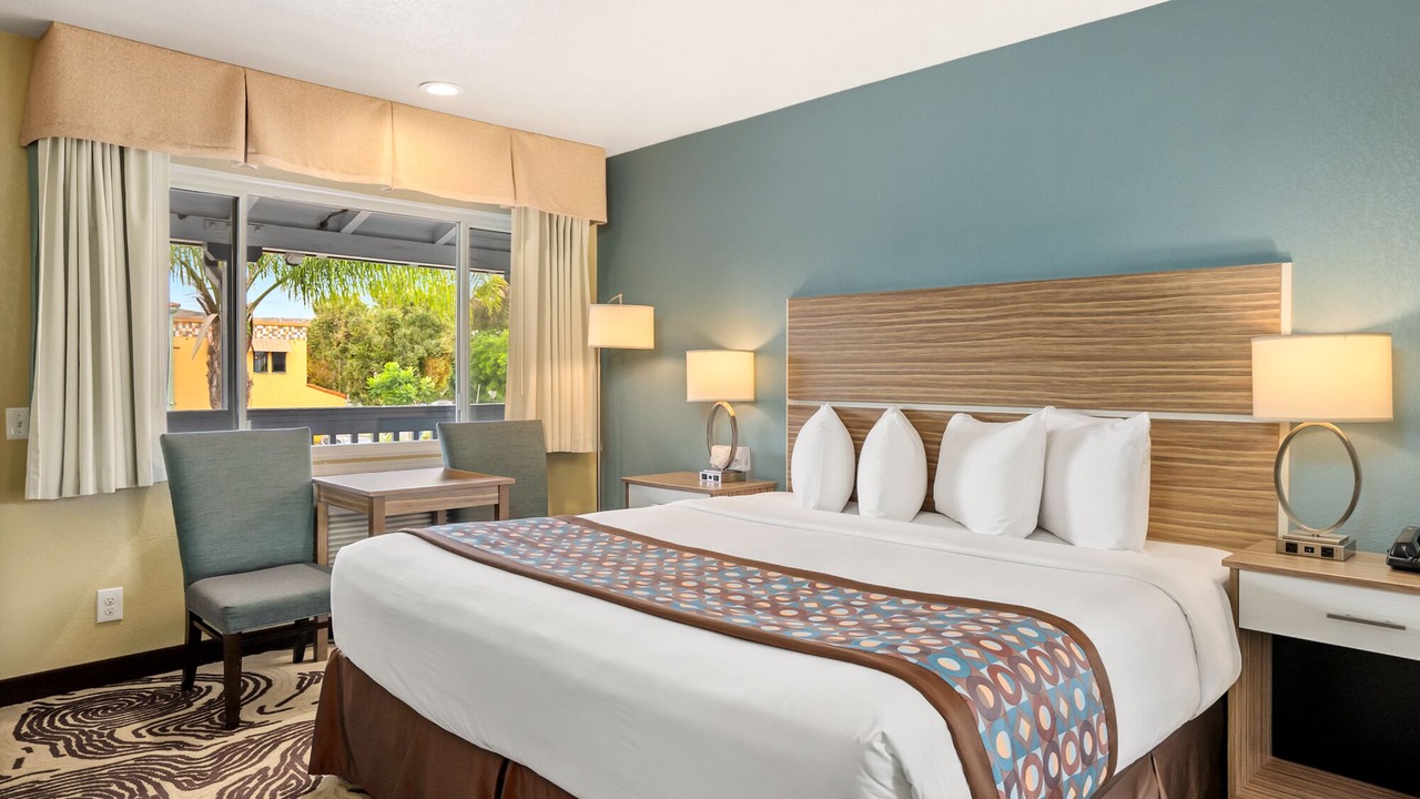 Photo of Bedroom in Downtown