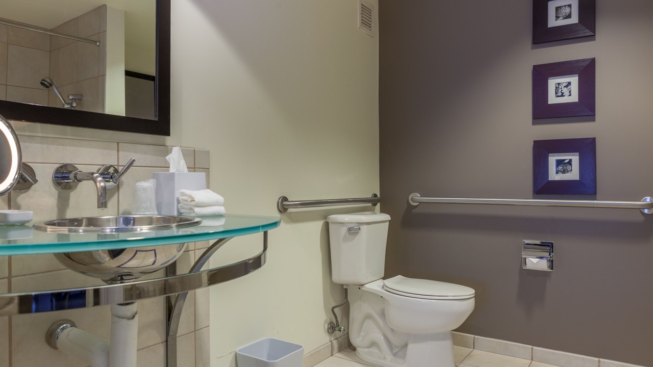 Photo of Bathroom in Newark