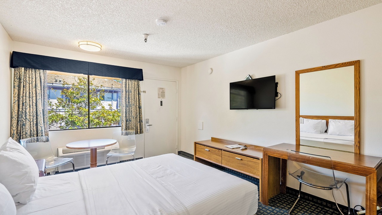 Photo of Bedroom in San Luis Obispo