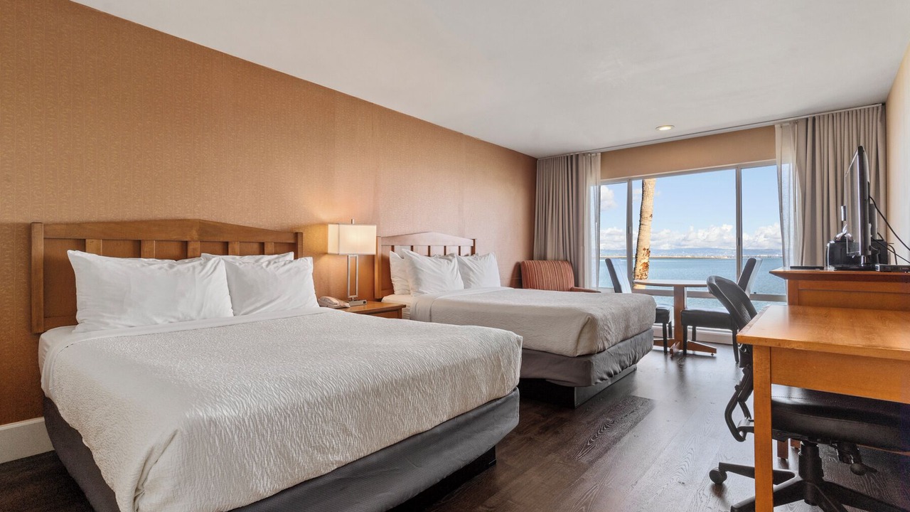 Photo of Bedroom in Burlingame