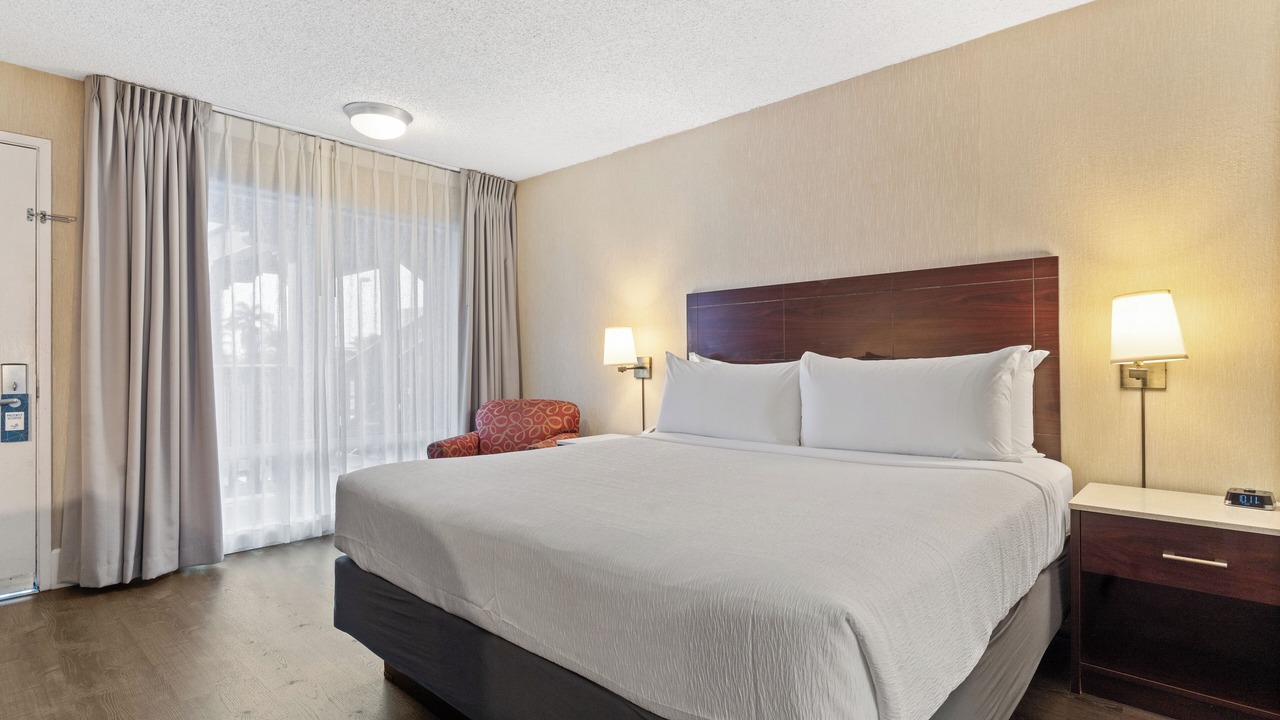 Photo of Bedroom in Burlingame
