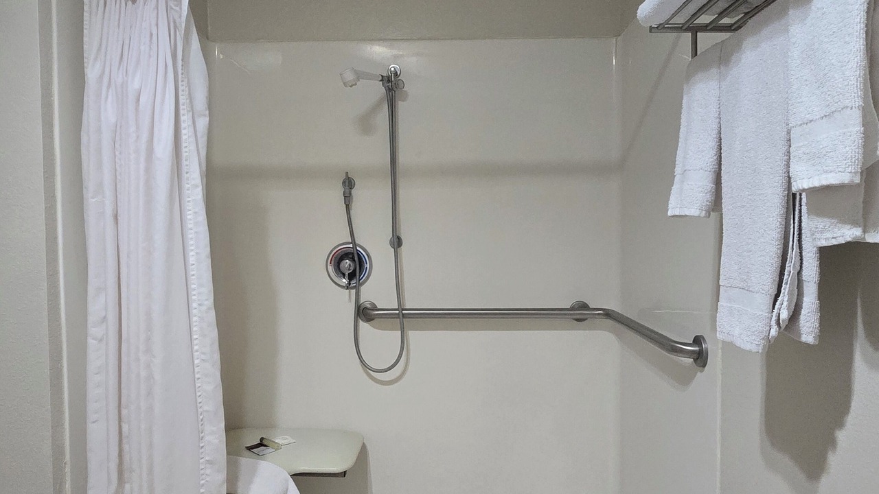 Photo of Bathroom in Nephi