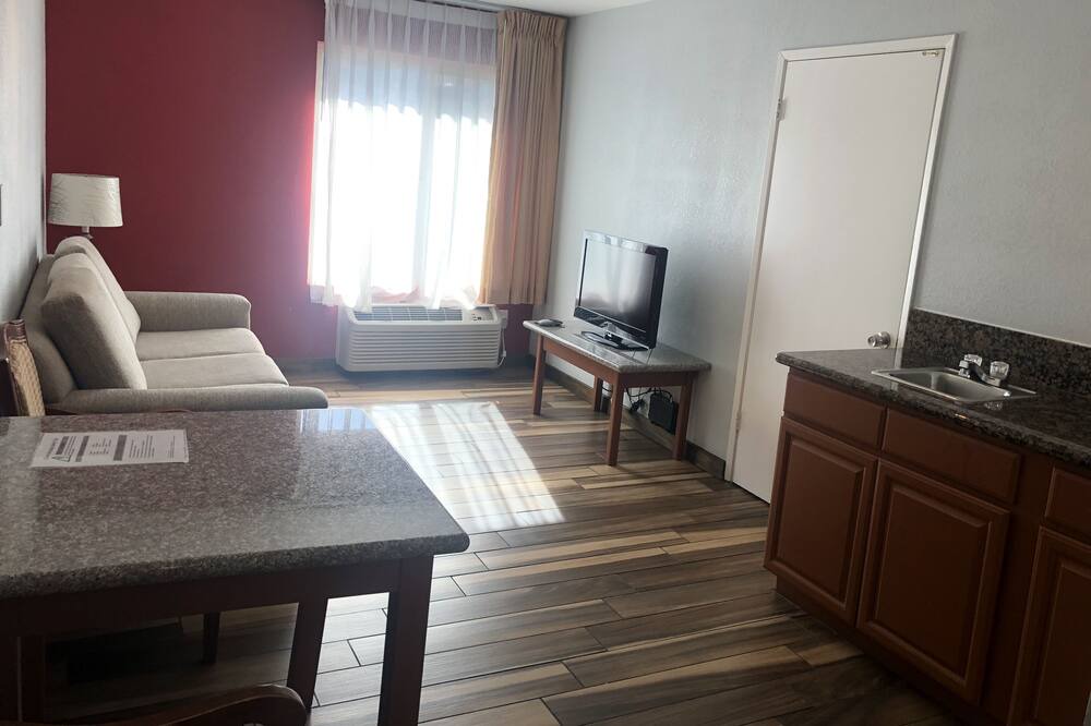 Photo of Bedroom in Midway-Pacific Highway