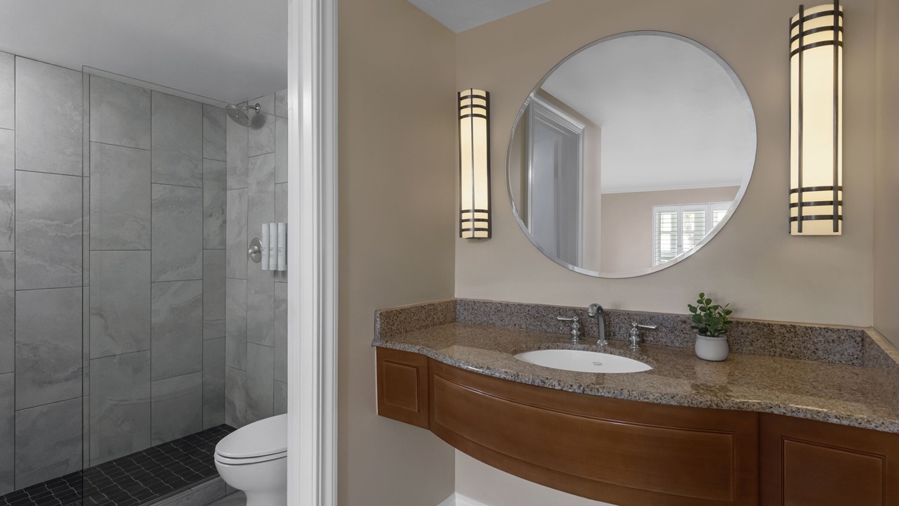 Photo of Bathroom in Motel District