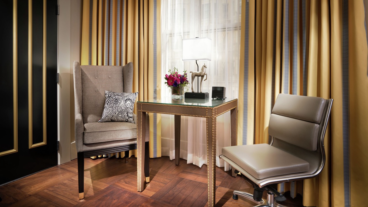 Photo of Bedroom in Theater District