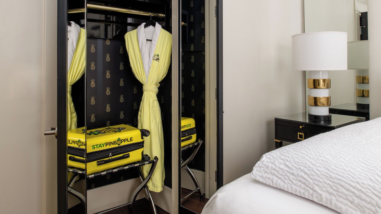 Photo of Bedroom in Theater District