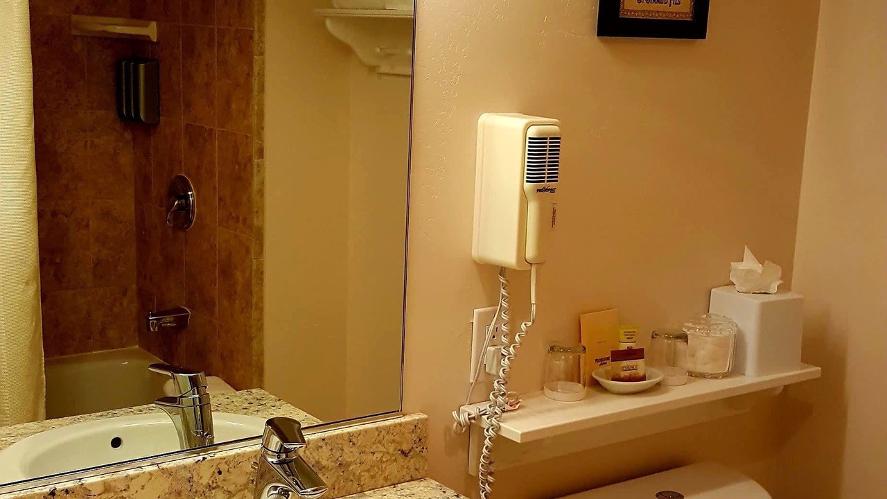 Photo of Bathroom in Old Monterey