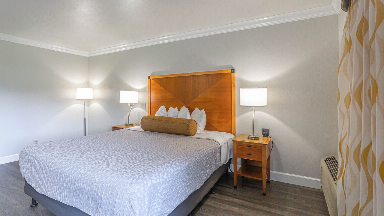 Photo of Bedroom in Arroyo Grande