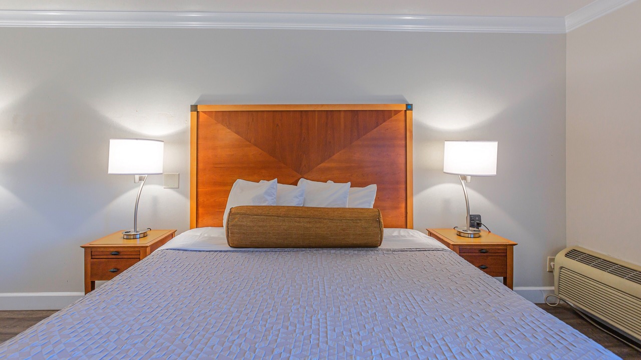Photo of Bedroom in Arroyo Grande