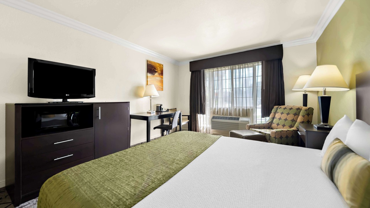 Photo of Bedroom in Los Banos
