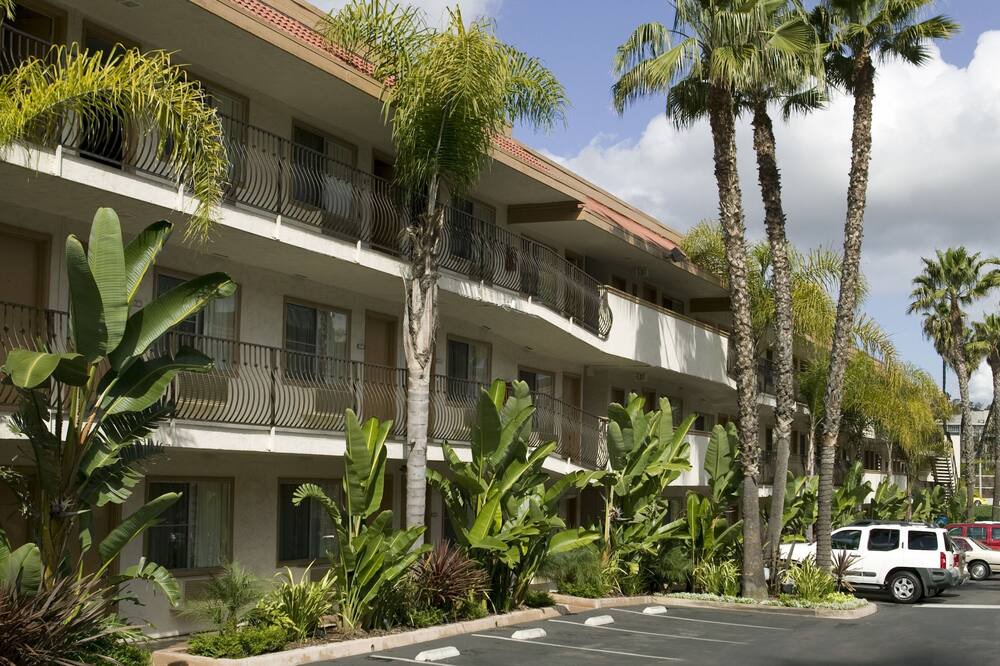 Photo of Outdoor in Mission Valley West